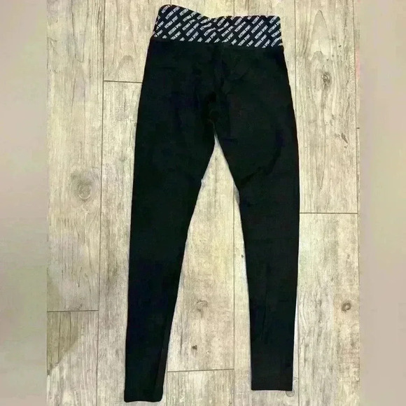 Victorias Secret black leggings size XS - Picture 6 of 6